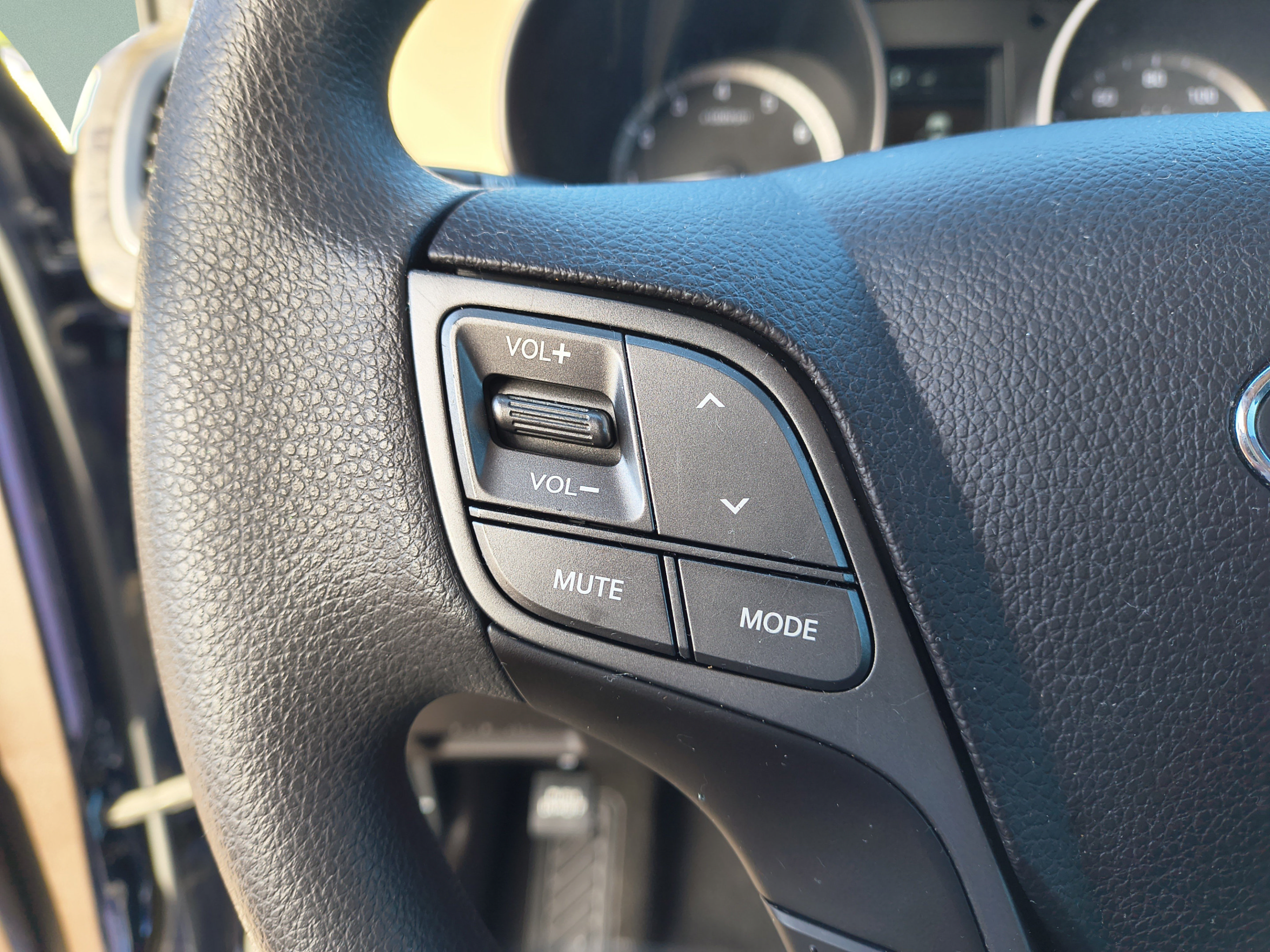 Used 2017 Hyundai Santa Fe Sport FWD image 26
