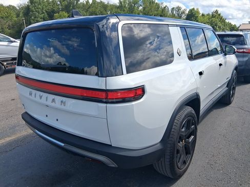 Used 2023 Rivian R1S Adventure AWD/4WD image 2