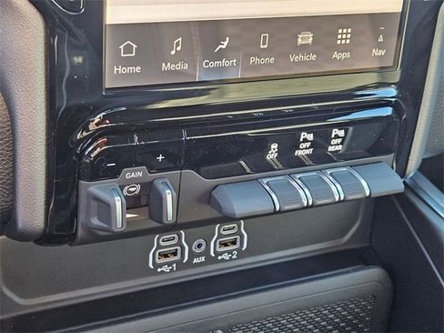 New 2025 RAM 1500 Big Horn image 33