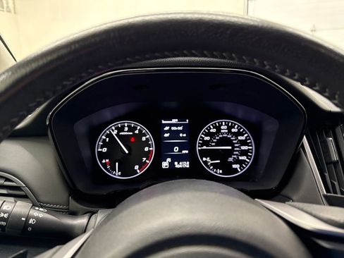 Used 2023 Subaru Outback Premium image 16