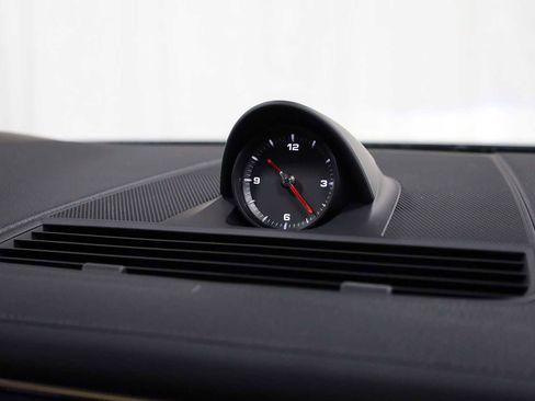 Certified 2023 Porsche Panamera 4 image 23