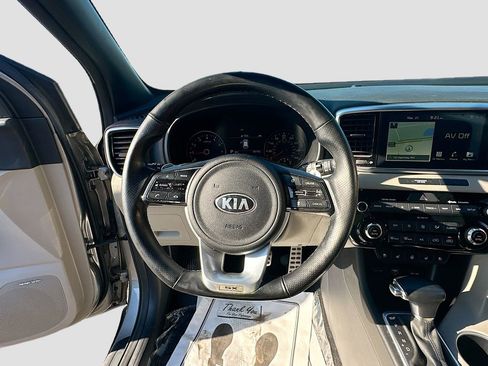 Certified 2020 Kia Sportage SX image 11