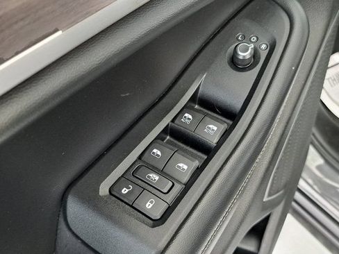 Used 2022 Jeep Grand Cherokee L Limited AWD/4WD image 21