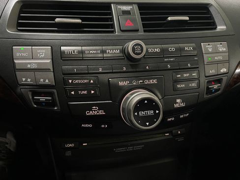 Used 2011 Honda Crosstour EX-L image 37