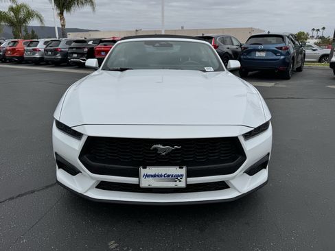 Used 2025 Ford Mustang Premium RWD image 3