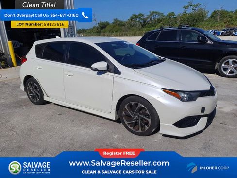 Used 2017 Toyota Corolla iM FWD image 5
