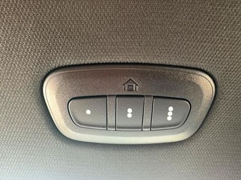 Used 2025 RAM 1500 Big Horn AWD/4WD image 23