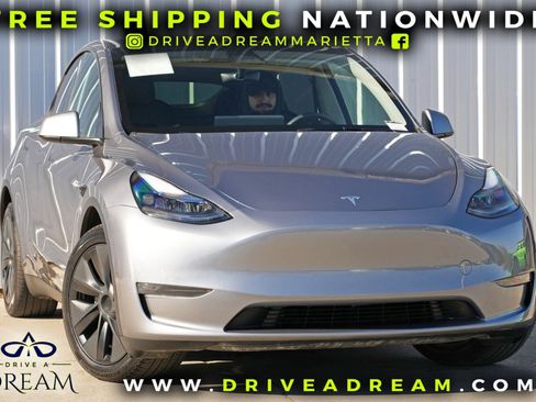 Used 2025 Tesla Model Y Long Range image 2