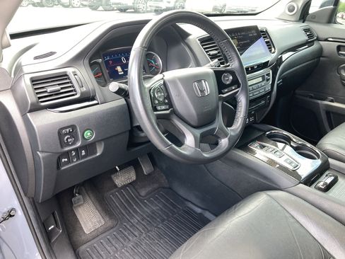 Used 2022 Honda Pilot Touring image 10