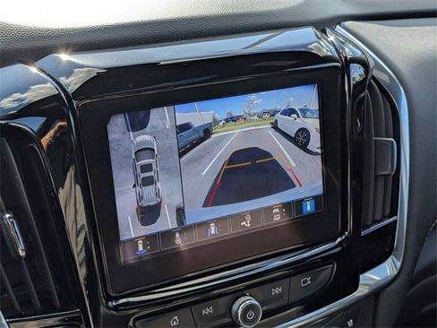 Certified 2023 Chevrolet Traverse Premier image 22