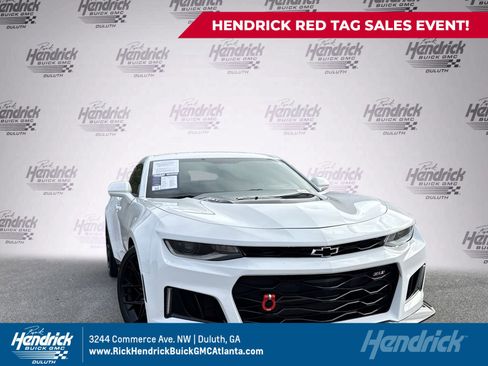 Used 2019 Chevrolet Camaro ZL1 image 1