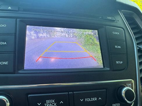 Used 2018 Hyundai Santa Fe Sport FWD image 15