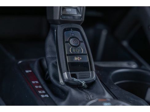 New 2025 Ford Bronco Badlands AWD/4WD image 29