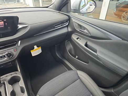 New 2026 Buick Envista Preferred w/ Convenience I Package FWD image 14
