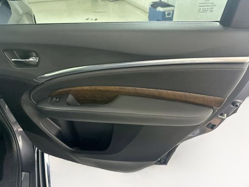 Used 2020 Acura MDX FWD w/ Technology Package image 33