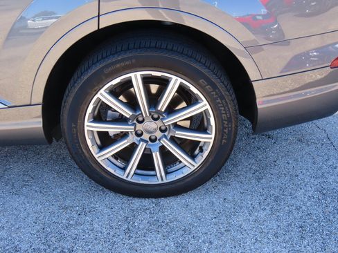 Used 2019 Audi Q7 2.0T Premium Plus w/ Premium Plus Package image 18