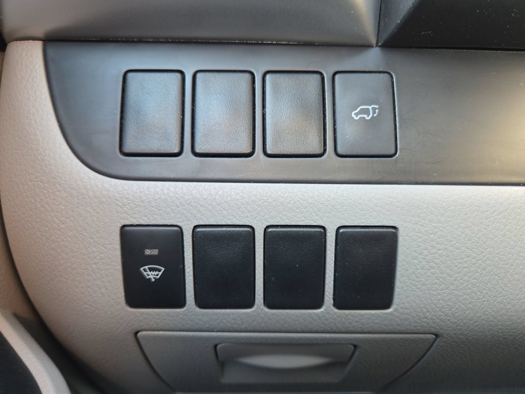 Used 2016 Toyota Highlander XLE AWD/4WD image 27