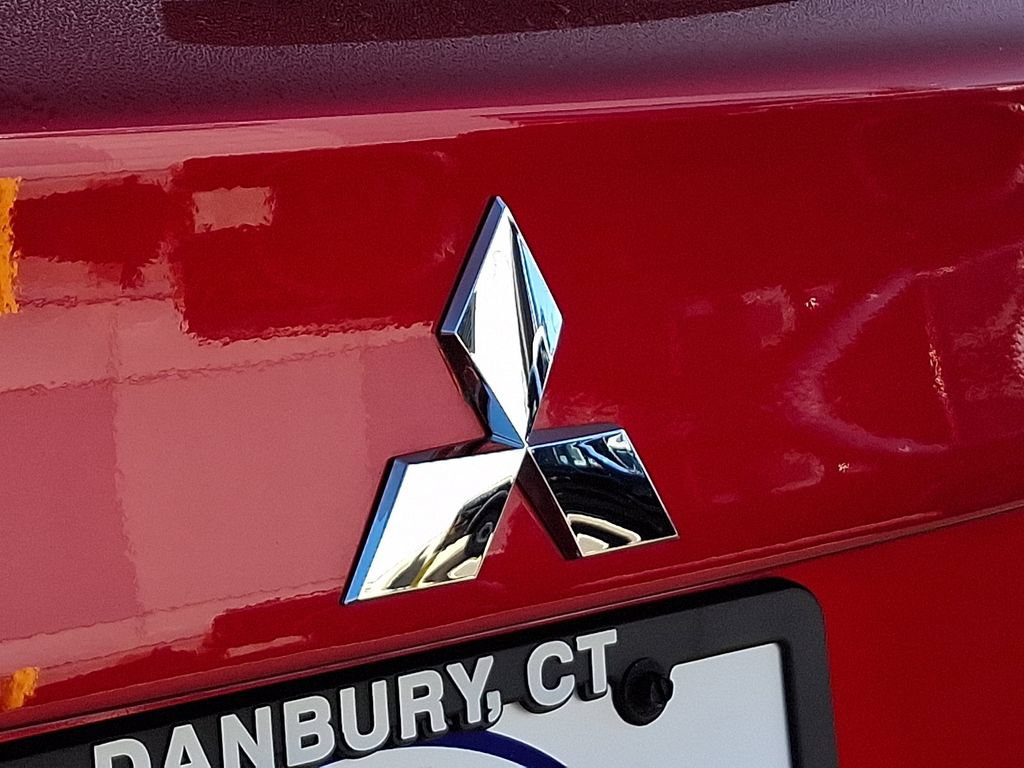 Used 2025 Mitsubishi Outlander Sport LE AWD/4WD image 30