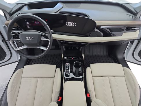 Used 2025 Audi Q6 e-tron Premium Plus w/ Premium Plus image 9