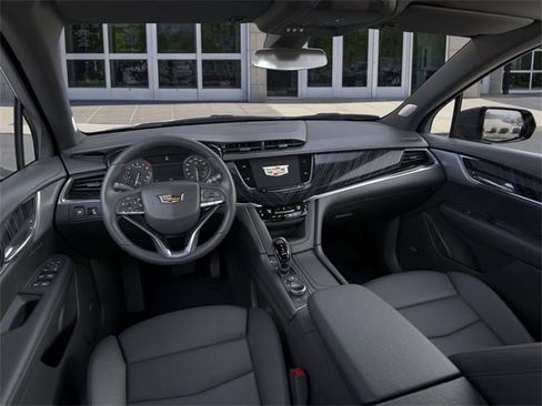 New 2025 Cadillac XT6 Premium Luxury image 15