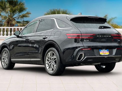 Used 2024 Genesis GV70 2.5T w/ Advanced Package image 6