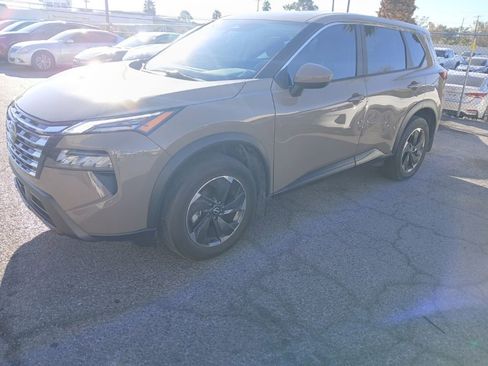 Certified 2024 Nissan Rogue SV image 1