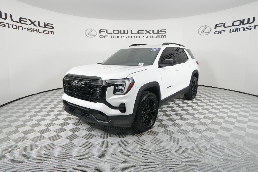 Used 2026 GMC Terrain Elevation w/ Elevation Premium Package FWD image 1