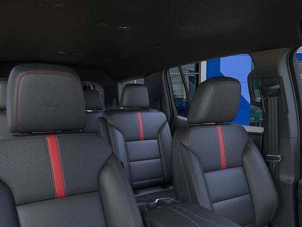New 2026 Chevrolet Traverse RS FWD image 24