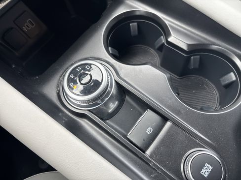 Used 2025 Ford Explorer Active w/ Active Comfort Package image 24