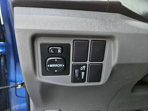 Used 2010 Toyota Prius One image 15