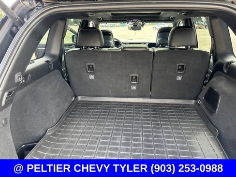 Used 2023 Jeep Grand Cherokee Overland w/ Luxury Tech Group IV AWD/4WD image 25