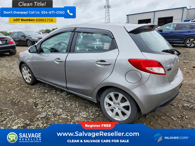 Used 2012 MAZDA MAZDA2 Touring FWD image 3