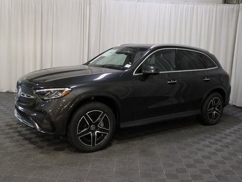 New 2025 Mercedes-Benz GLC 350e GLC 350e image 3