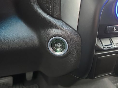 Used 2020 Chevrolet Silverado 1500 LT w/ All-Star Edition image 16