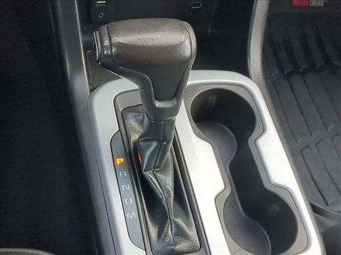 Used 2016 Chevrolet Colorado LT image 15