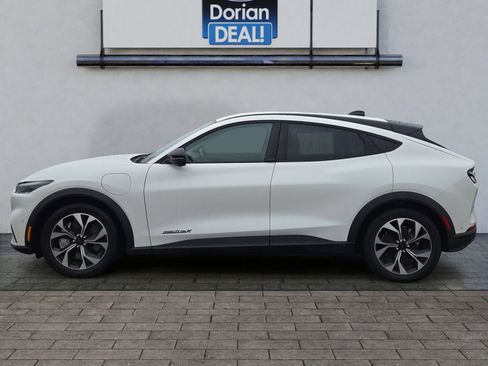 Certified 2024 Ford Mustang Mach-E Select w/ Comfort Package Lite image 6