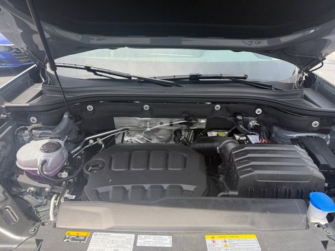 New 2026 Volkswagen Atlas SE FWD image 16