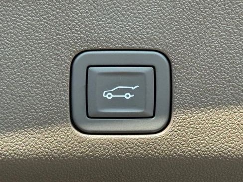 New 2026 Cadillac Escalade Luxury w/ LPO, Radiant Package image 38