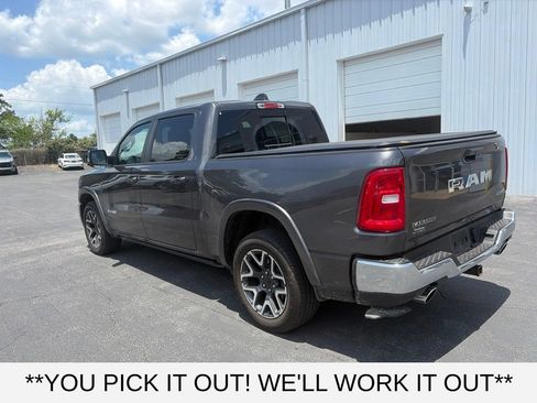 Used 2025 RAM 1500 Laramie AWD/4WD image 4