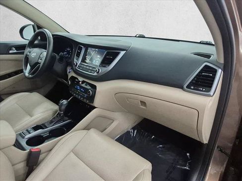 Used 2017 Hyundai Tucson Limited w/ Limited Ultimate Package 03 FWD image 26