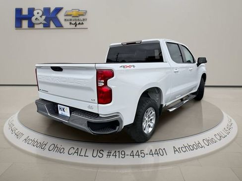 Used 2024 Chevrolet Silverado 1500 LT AWD/4WD image 9