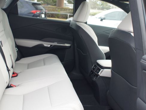 Used 2026 Lexus RX 350h image 22