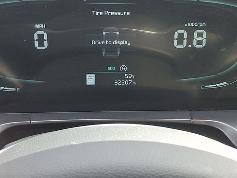 Certified 2023 Kia Telluride S w/ S Sunroof Package AWD/4WD image 21