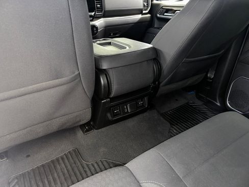 Used 2022 GMC Sierra 1500 Elevation image 18