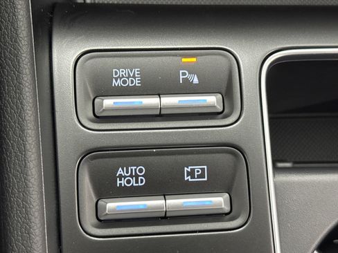 Used 2025 Hyundai Sonata Limited FWD image 28