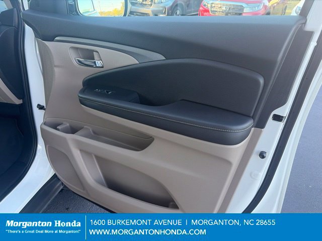Used 2023 Honda Ridgeline RTL-E image 39
