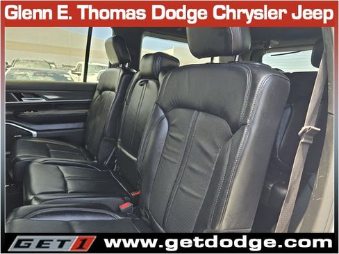 Certified 2022 Jeep Wagoneer Series II RWD image 26