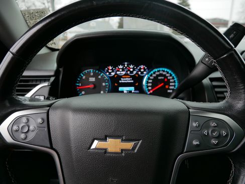 Used 2017 Chevrolet Tahoe LT image 32