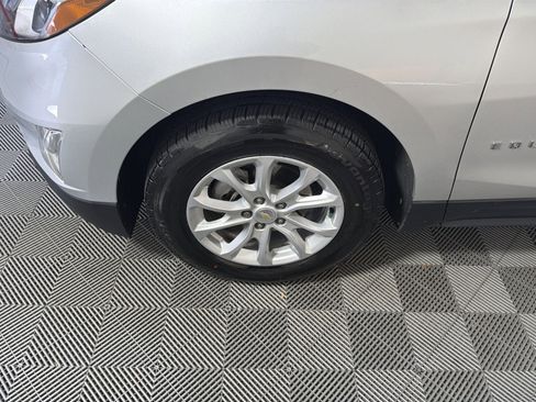 Used 2019 Chevrolet Equinox LT image 12