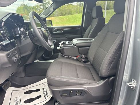 New 2026 Chevrolet Silverado 1500 LT image 12